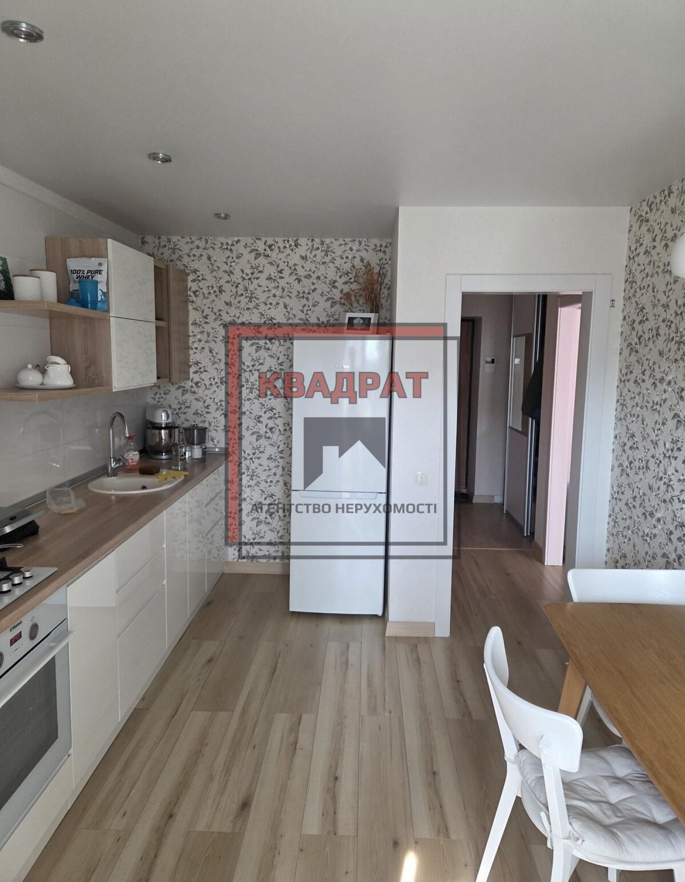 Продаж 1к квартири на Садах 2. код 7894
