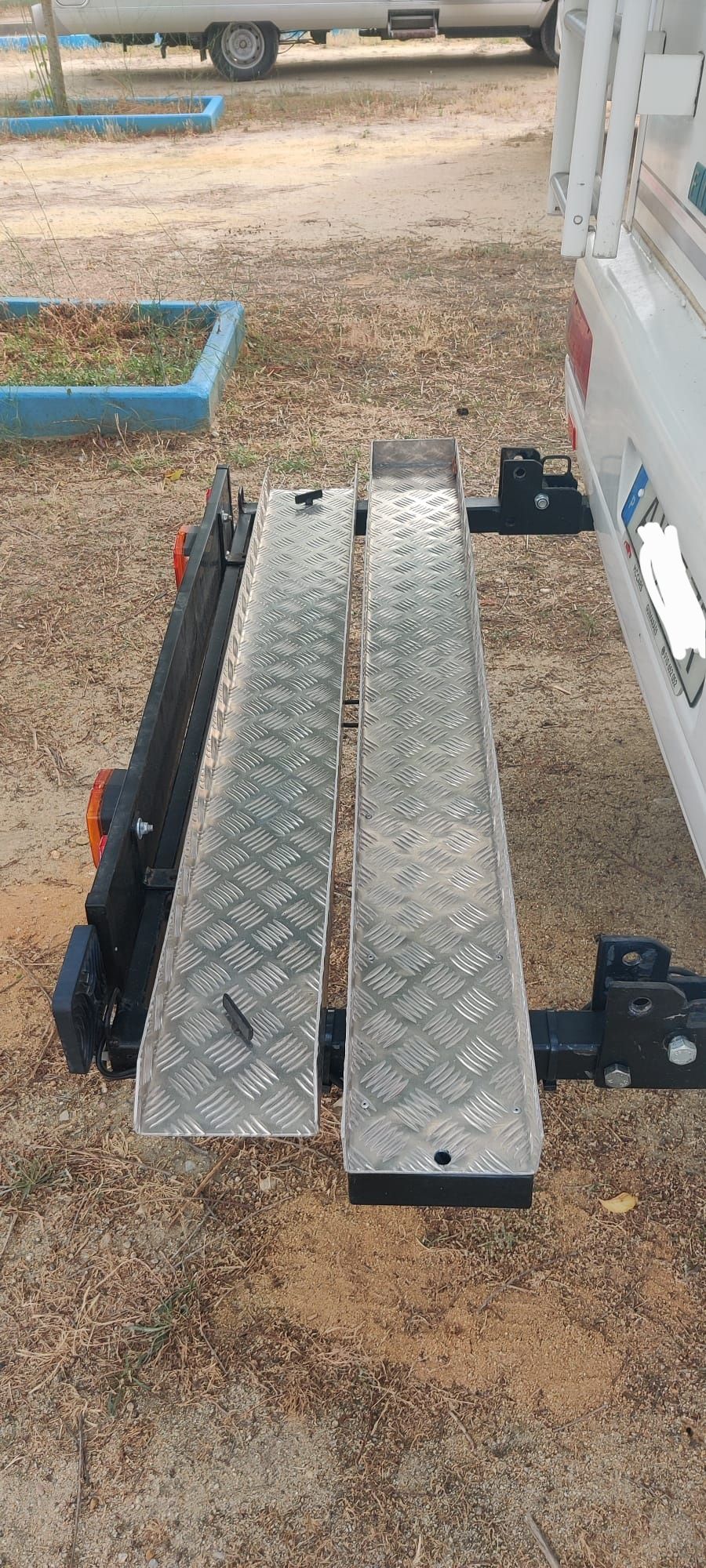 Suporte de mota para autocaravana