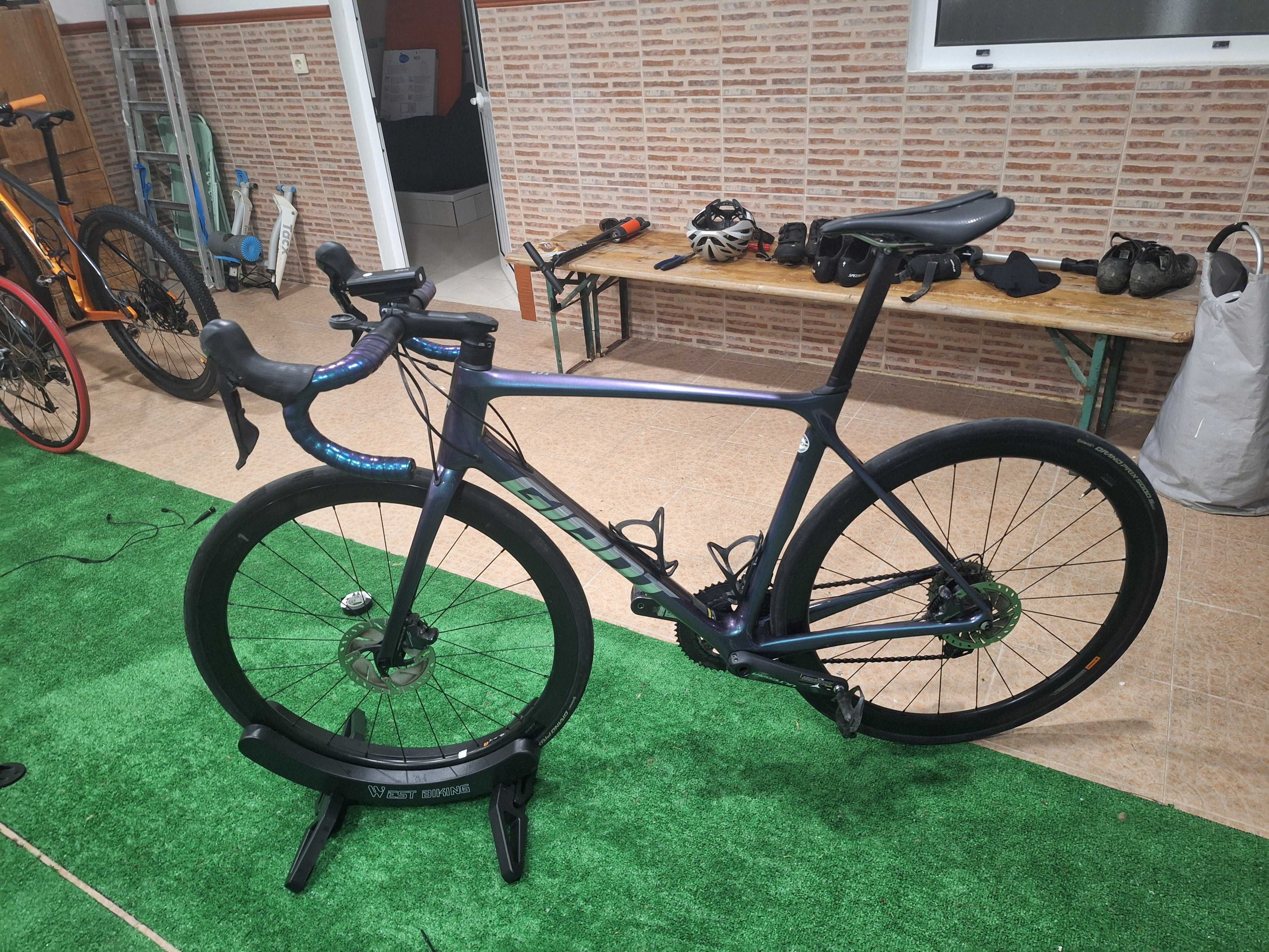 Giant Advanced Pro 1 2024 com PowerMeter