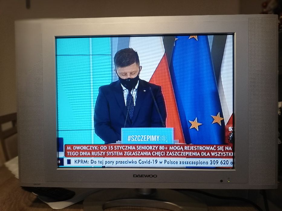 Telewizor LCD 20calowy firmy DAEWOO DSL-20D1T