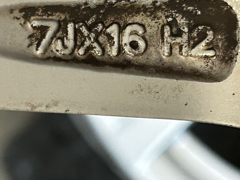 126 Felgi Aluminiowe RENAUT TRAFIC R 16 7J ET 31 Bardzo Ładne