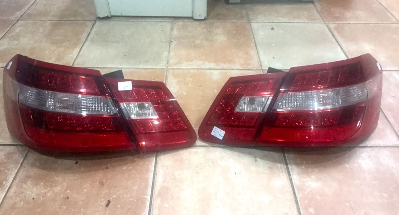 Farolim mala Mercedes E Class W212