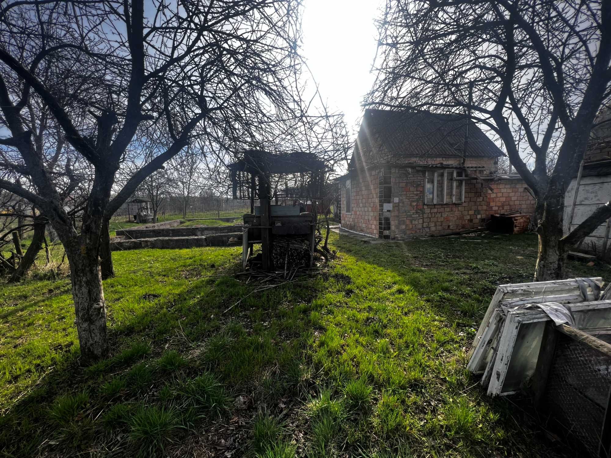 Продаж невеликої дачі в Березані, земельна ділянка 20 соток