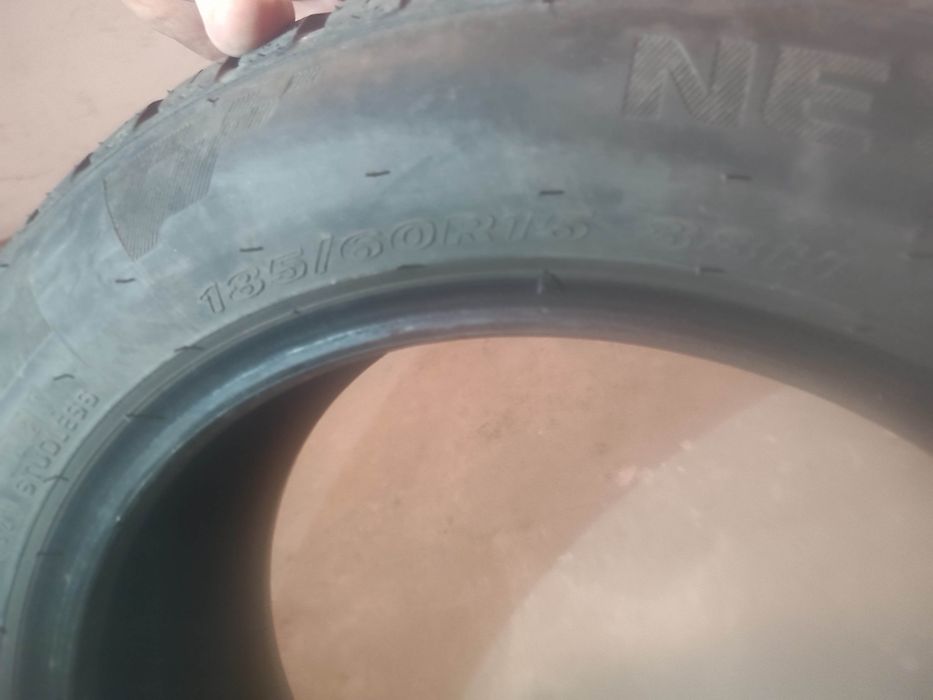 Wielosezonowe opony Nexen 185/60R15