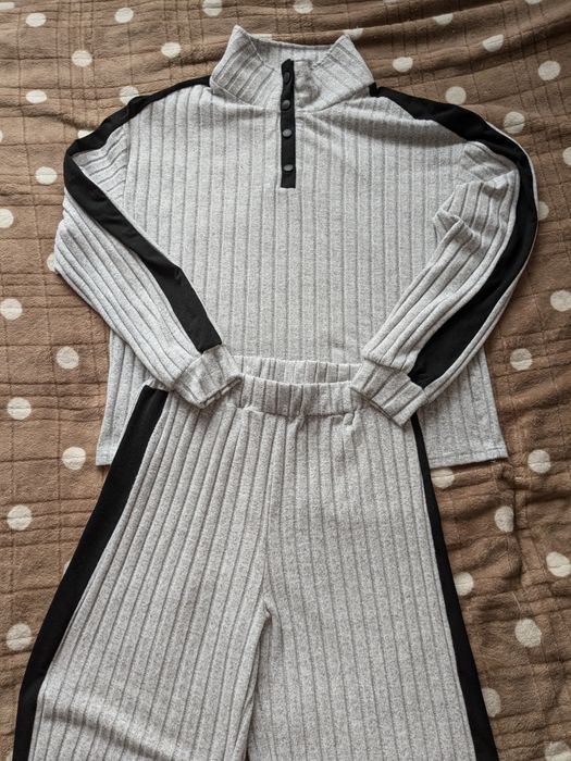 Продам Костюм двійка