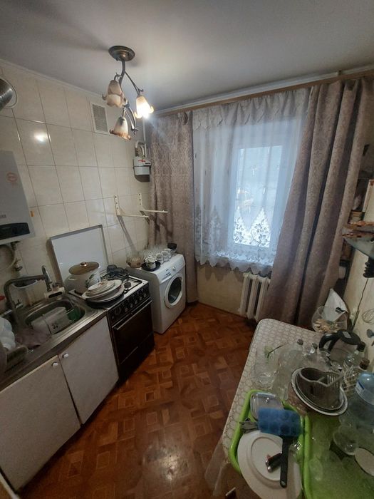 Продаю 3 кімнатну квартиру Проспект Миру вулиця Театральна сертифікат