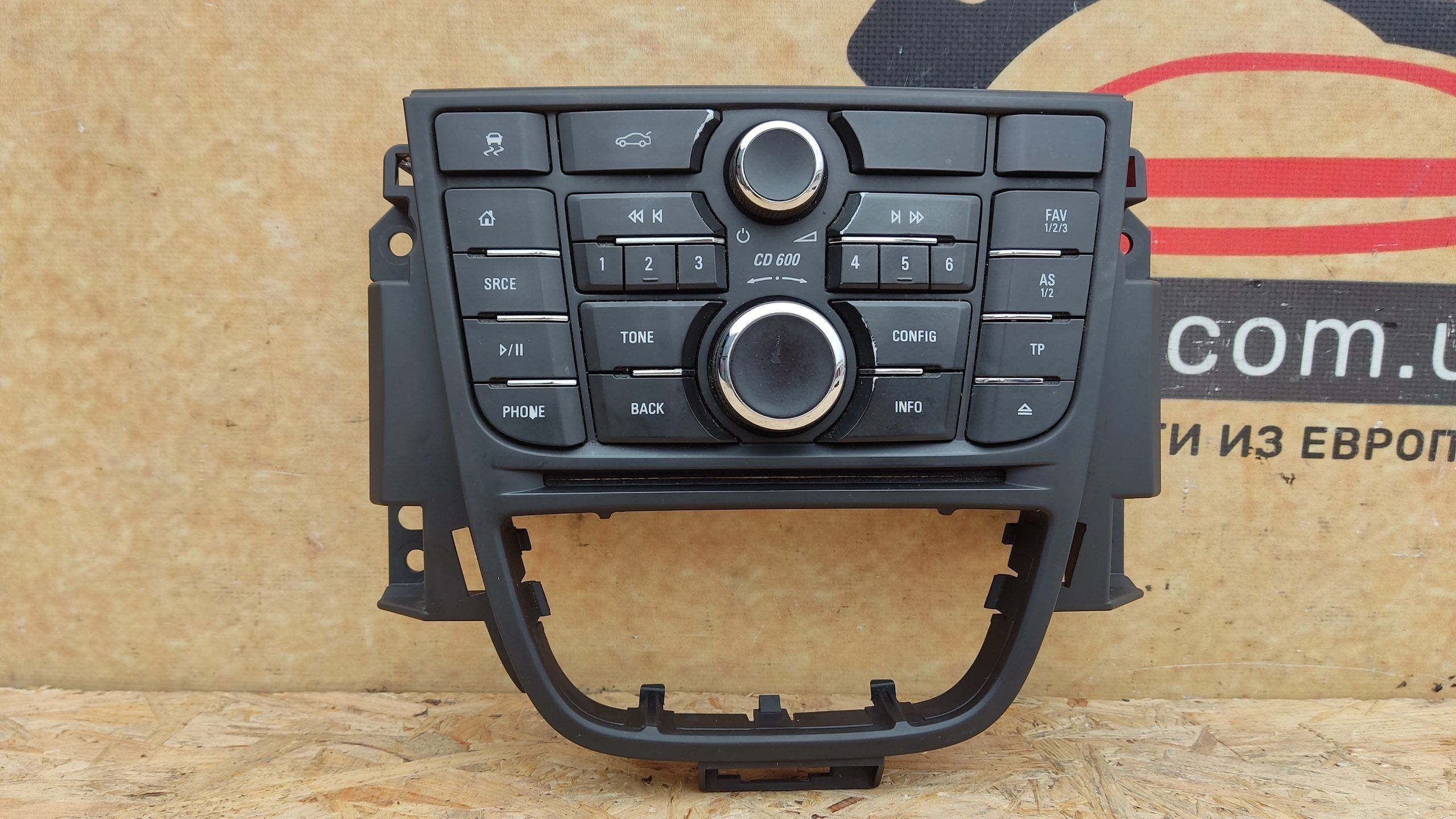 Opel Astra J 09-15 Блок панель управления радио магнитолой 13397126