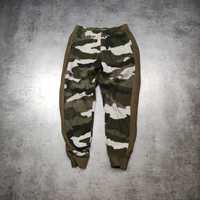 MĘSKIE Spodnie Dresowe Nike Bawełna Joggery Militarne Camo Moro Haft