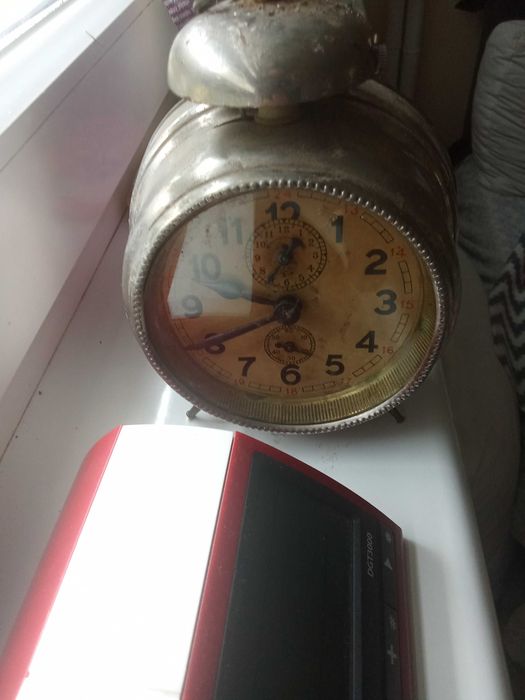Przedwojenny polski budzik/zegar