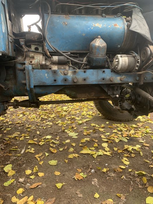 Продам Т-40 + два двигуни