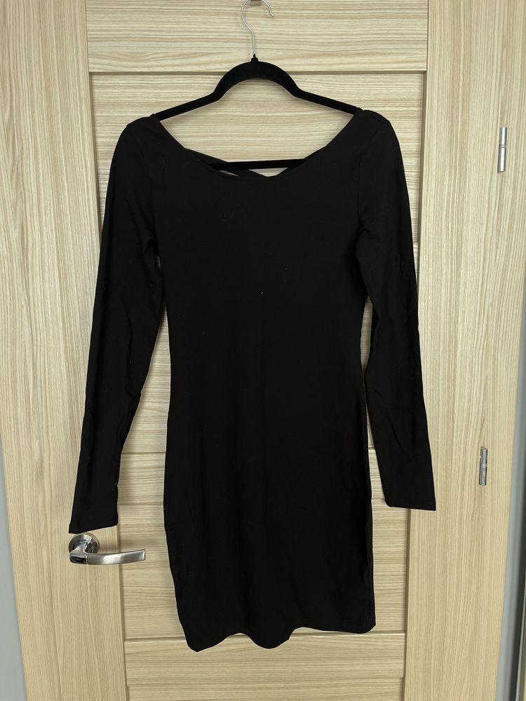 czarna sukienka bawełniana