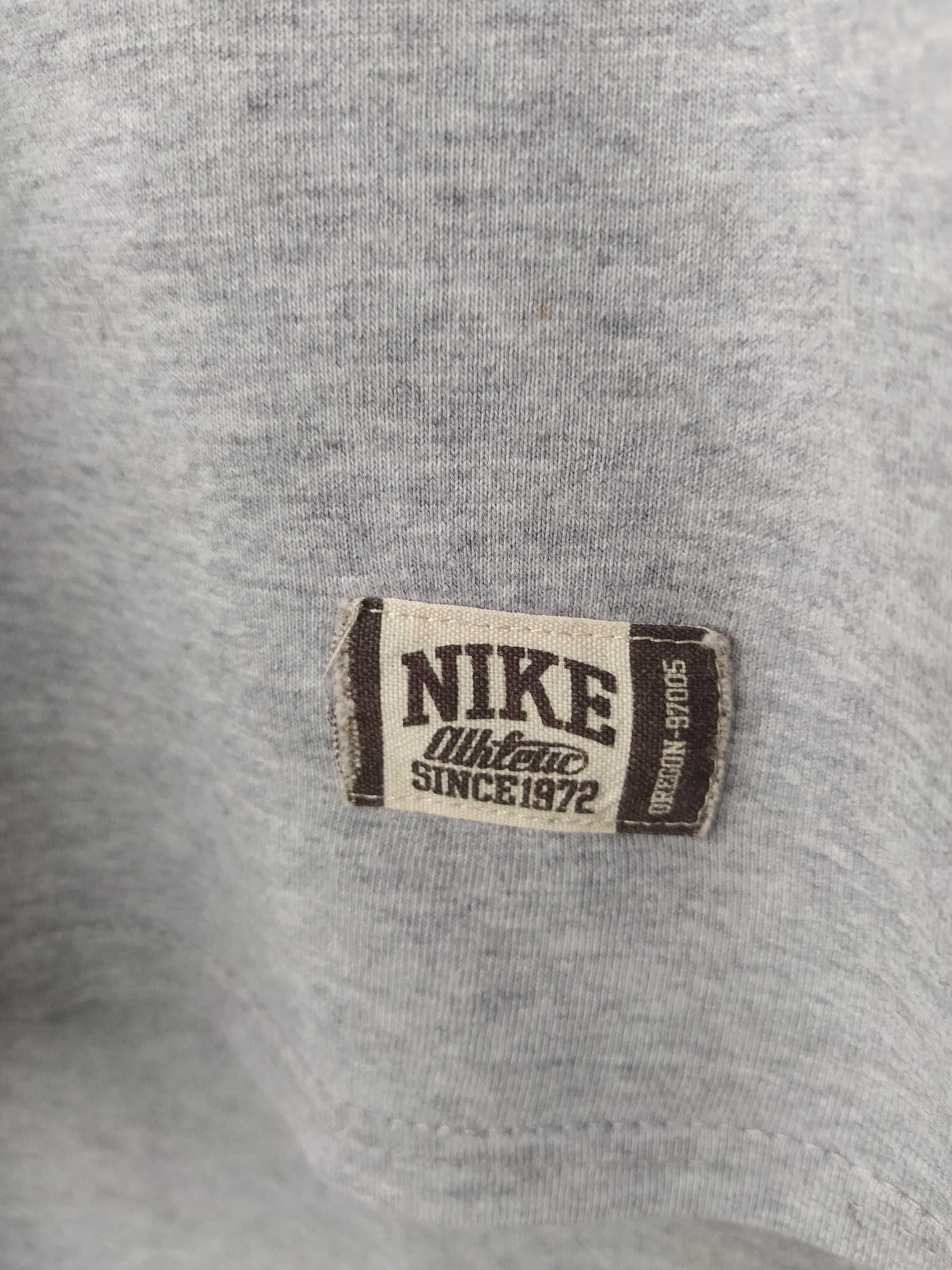 NIKE szaro czerwona koszulka z kapturem i numerem 7 roz. L