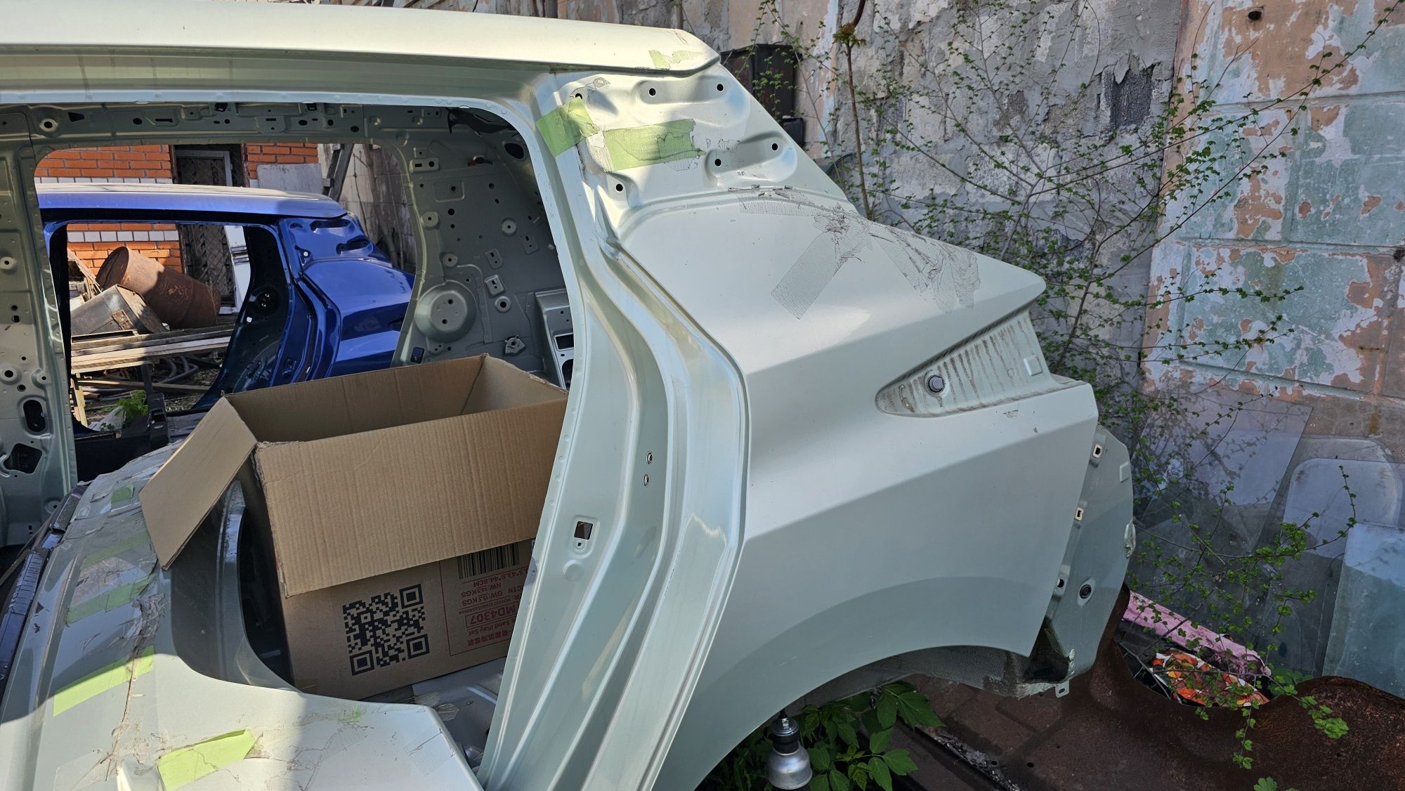 Чверть Nissan Leaf 2 ze1 2018