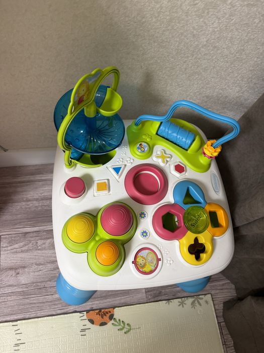 Дитячий ігровий столик smoby little