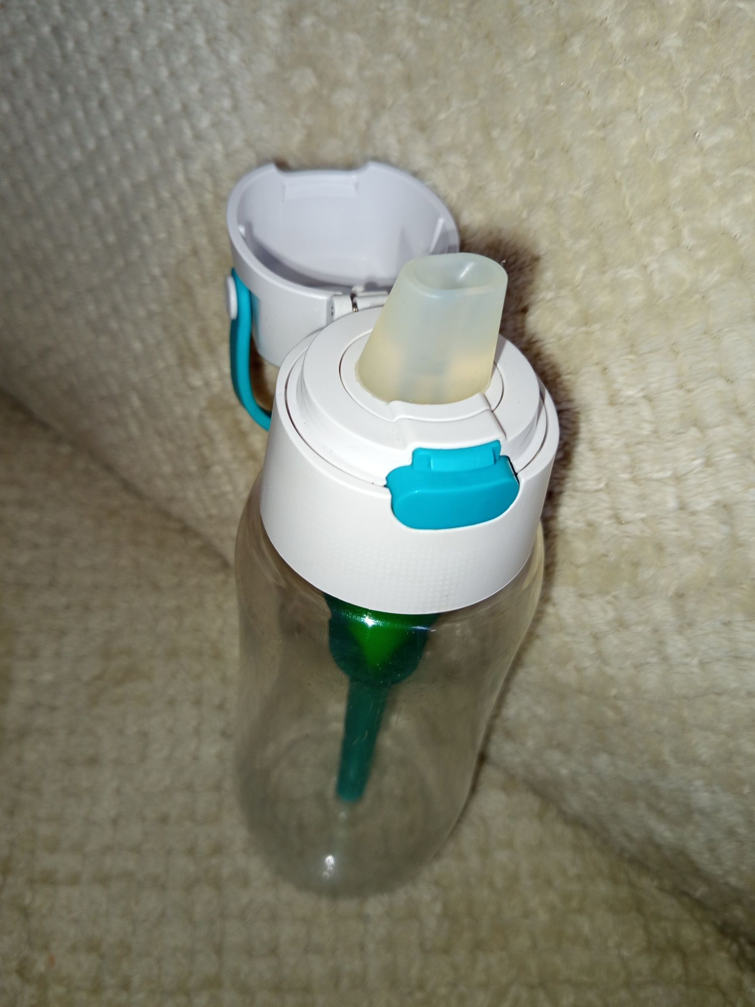 Dafi Solid turkusowa butelka z nowym filtrem węglowym 500 ml
