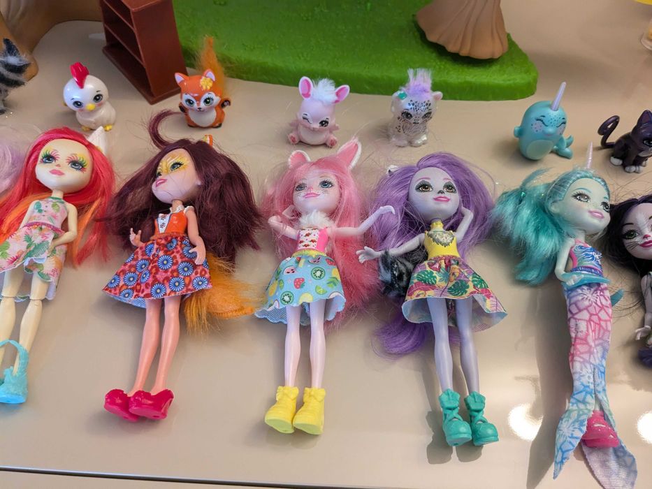 Bonecas Enchantimals