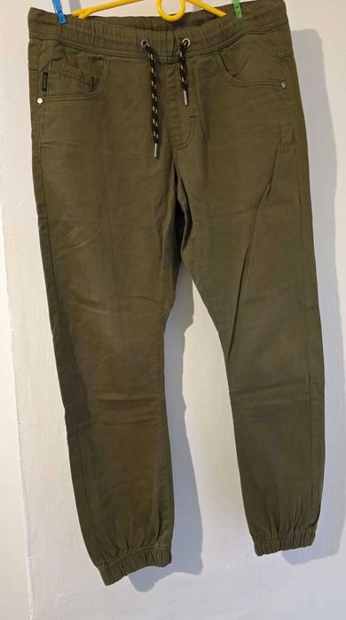 Spodnie jogger męskie Cropp, rozmiar 30