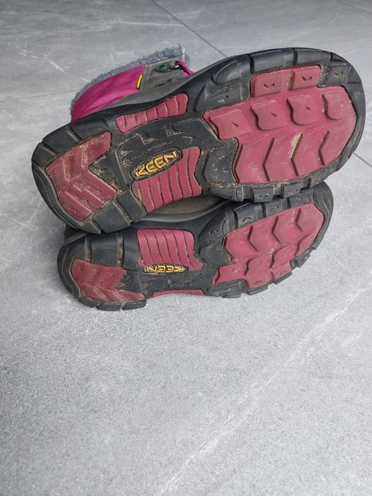 Śniegowce Keen rozm.39 24,5 cm