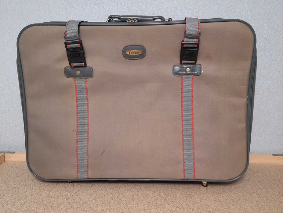 Великий дорожний чемодан.Валіза.Кейс.60 літрів