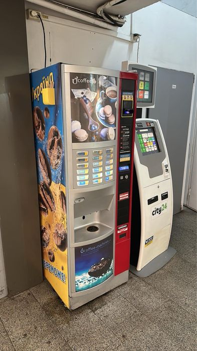 Терміново Продам кавовий автомат в ідеальному стані. RHEAVENDORS..