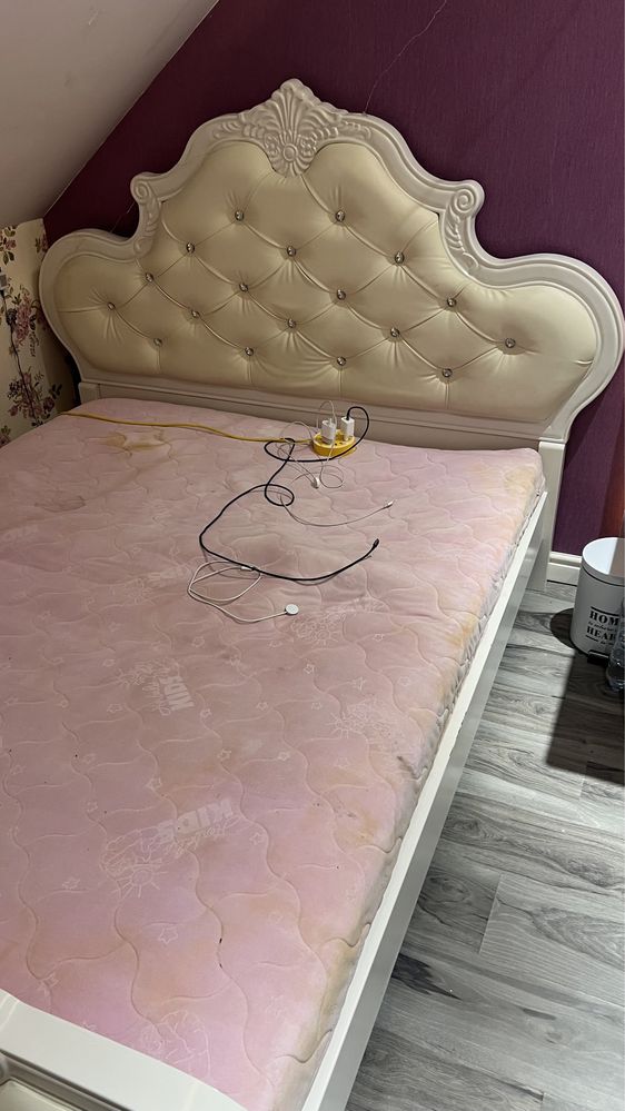 Ліжко в дитячу спальню
