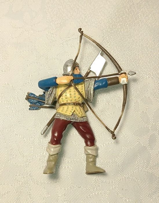 Фигурка Рыцарь лучник на коне, Papo 2003 г.