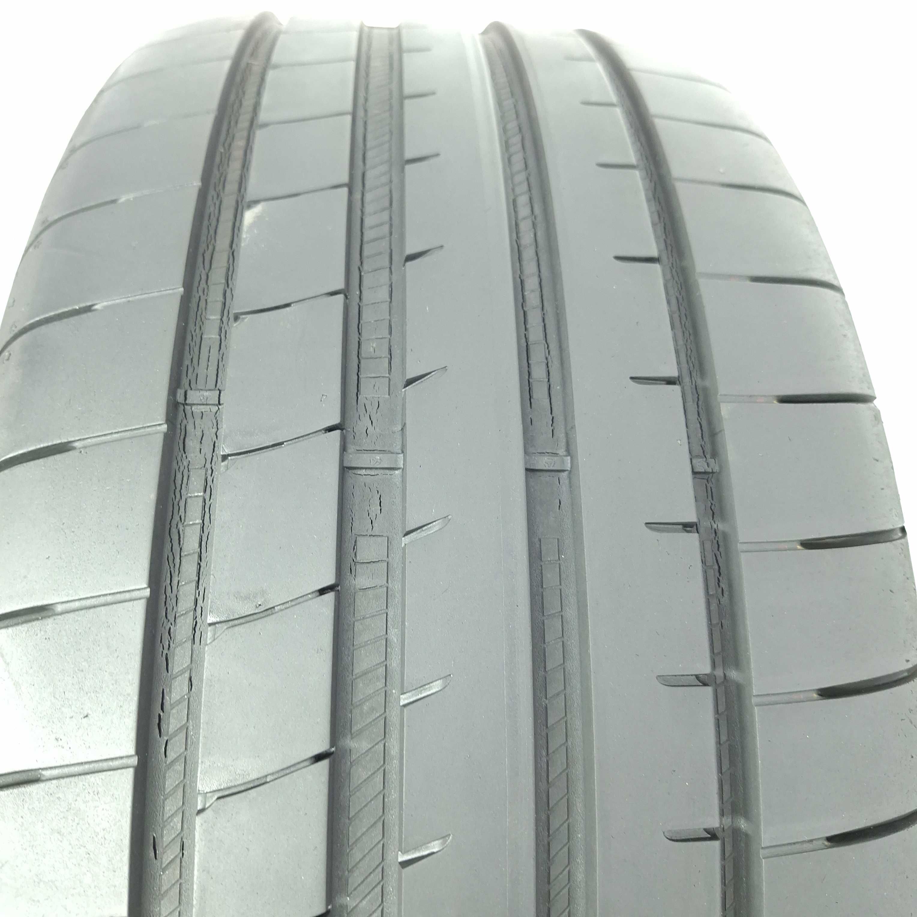 255/45/19 Opony letnie Goodyear Eagle F1 Asymmetric 3 SUV  N0658