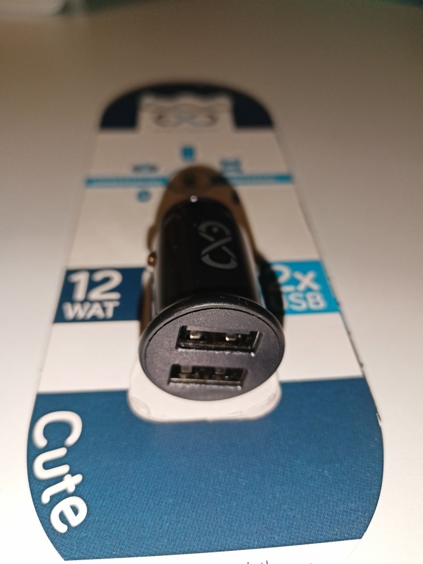 Ładowarka samochodowa USB 12W.
