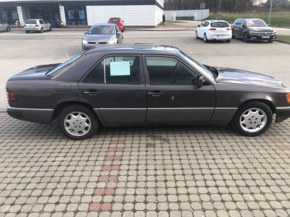 Mercedes Benz w124