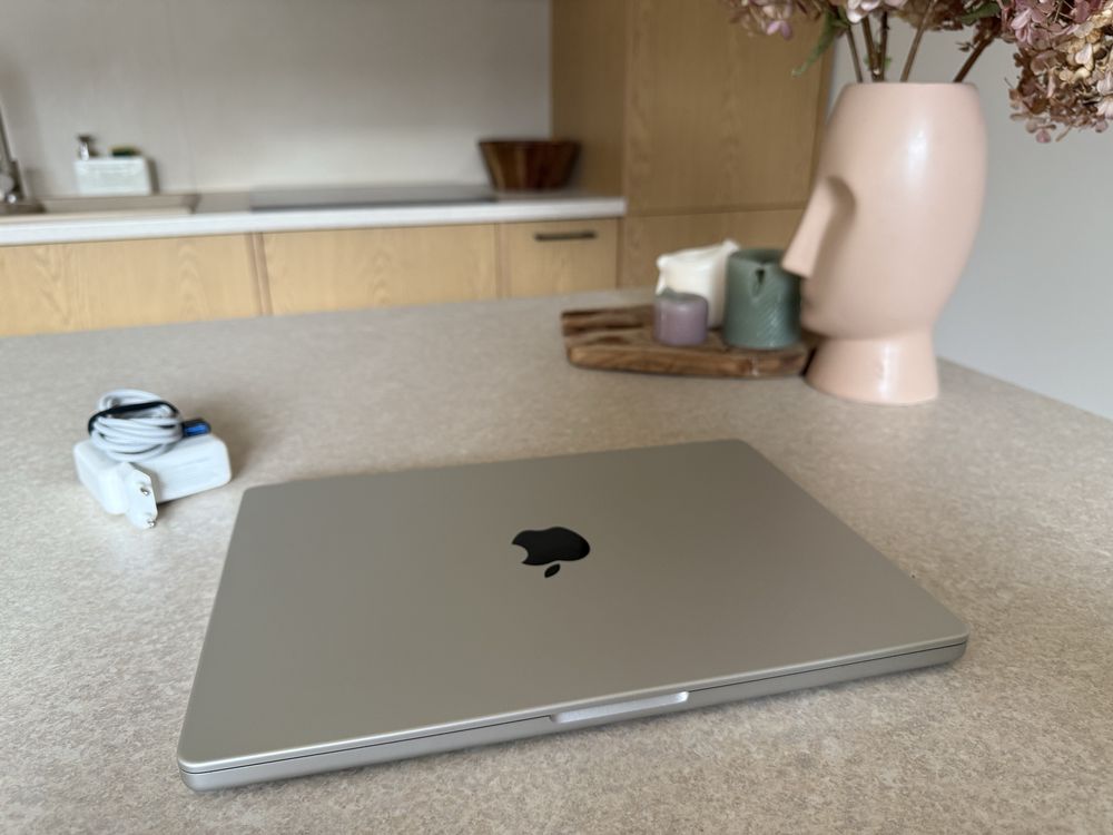 Apple Macbook Pro 14 M1 Max 64GB 1TB SSD SILVER