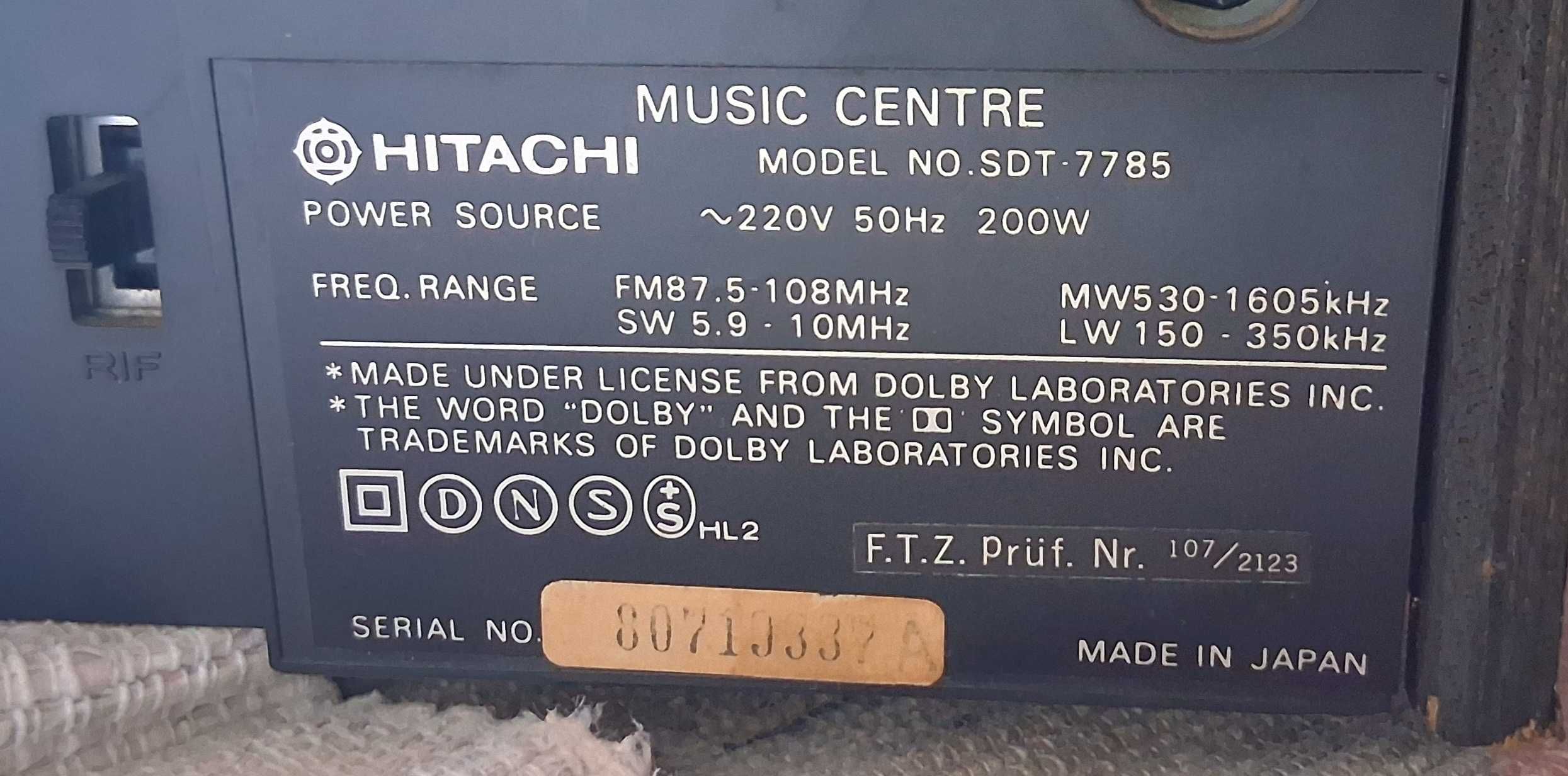 Gira discos Hitachi