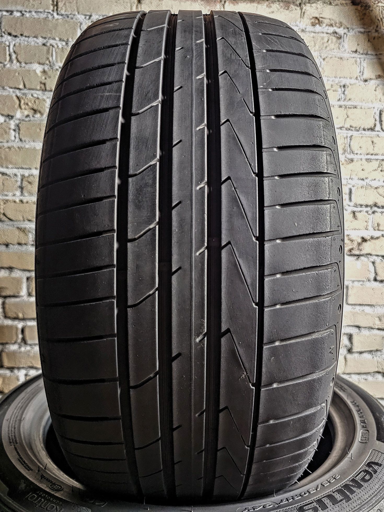 225/50r17 Hankook | 2023 | 6mm | Hungary | Преміум шини | Ідеальні