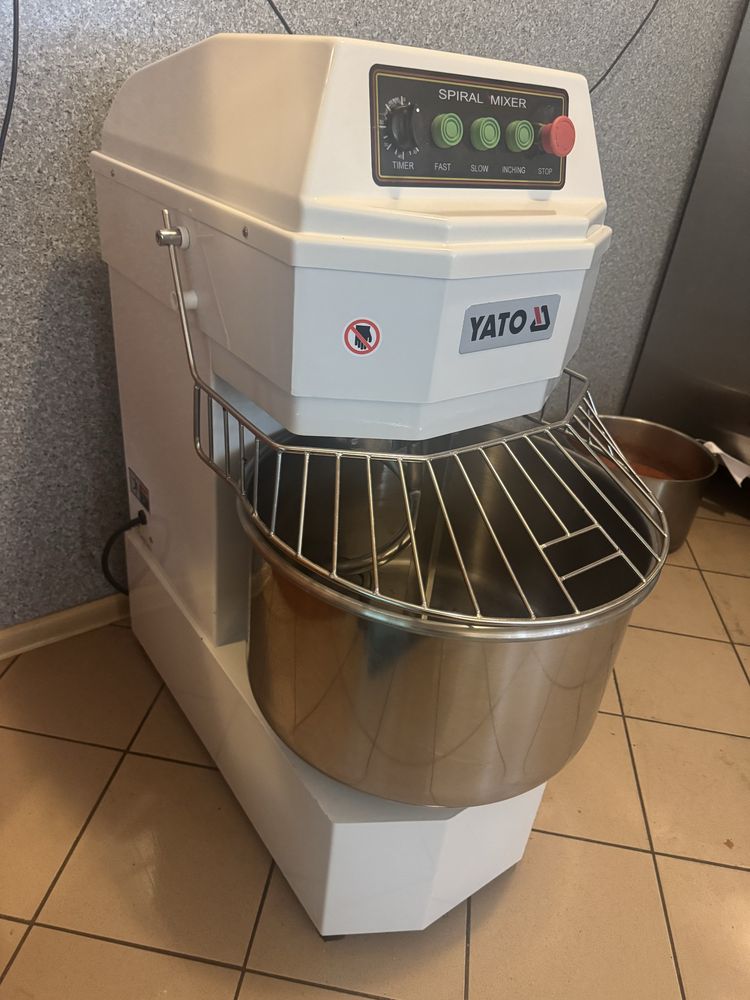Yato Spirala Mixer YG-03068