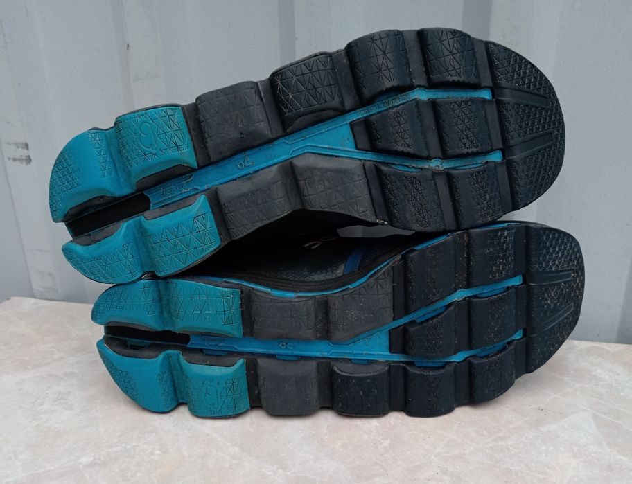 Чоловічі бігові кросівки On Running CloudAce, 47.5 р.