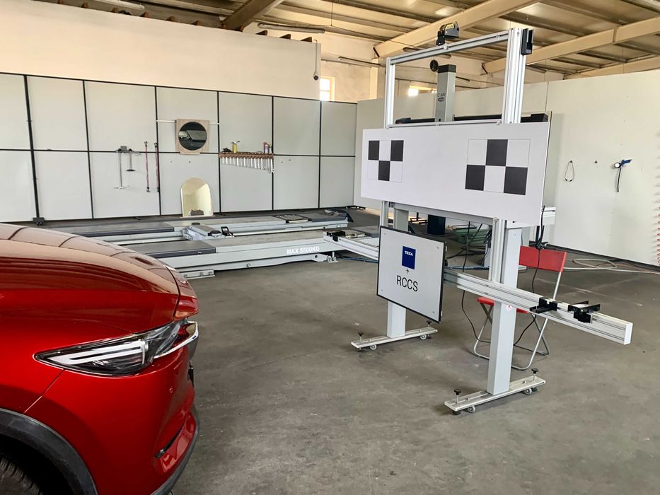 Kalibracja, regulacja radarów ACC, kamer wspom. i kamer 360 stopni