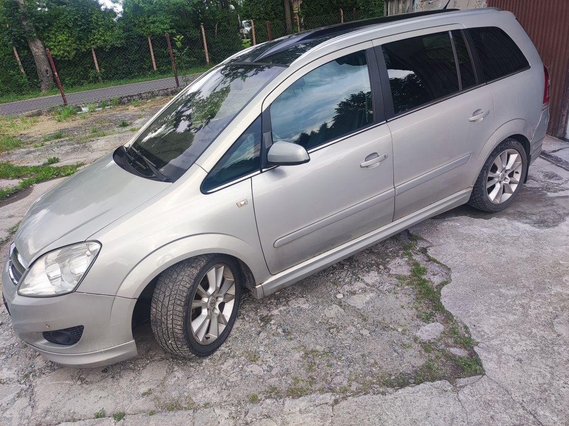 Opel Zafira 1.9 CDTI Cosmo, OPC Line,Hak