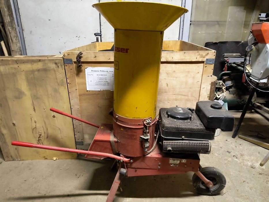 Rozdrabniacz do gałęzi AS Motors spalinowy