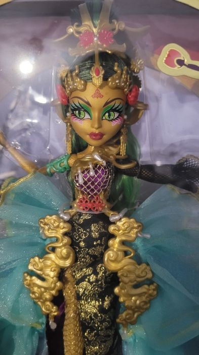 Monster High Jinafire Long — Collector Edition, нова, повний комплект