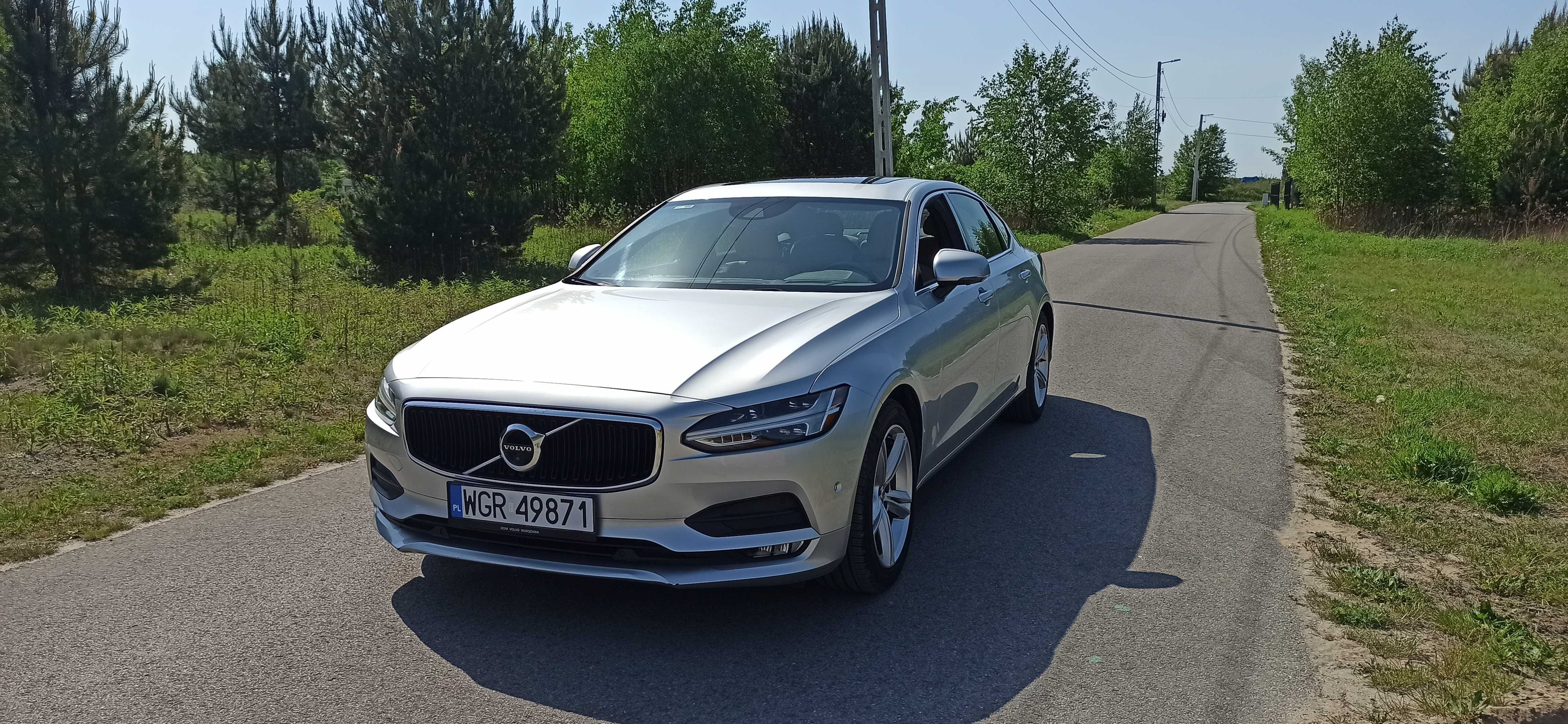 volvo s90 T5  momentum