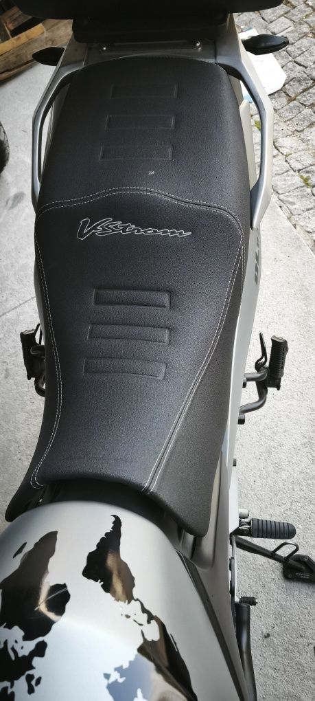 Suzuki V-Strom 650 -DL650-