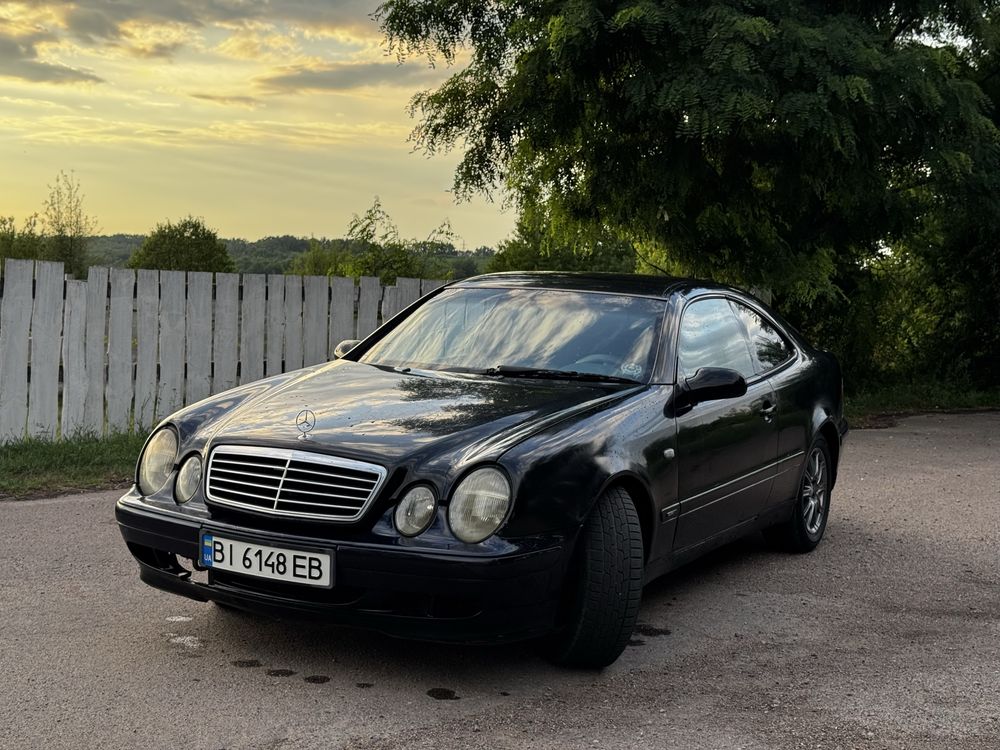 Продаж/обмін Mercedes-Benz CLK-200 у гарному стані