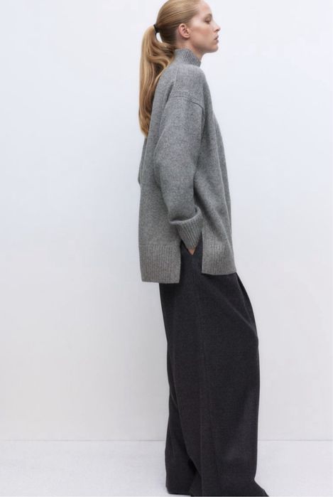 Оверсайз светр h&m з коміром та розрізами по бокам (розмір S)