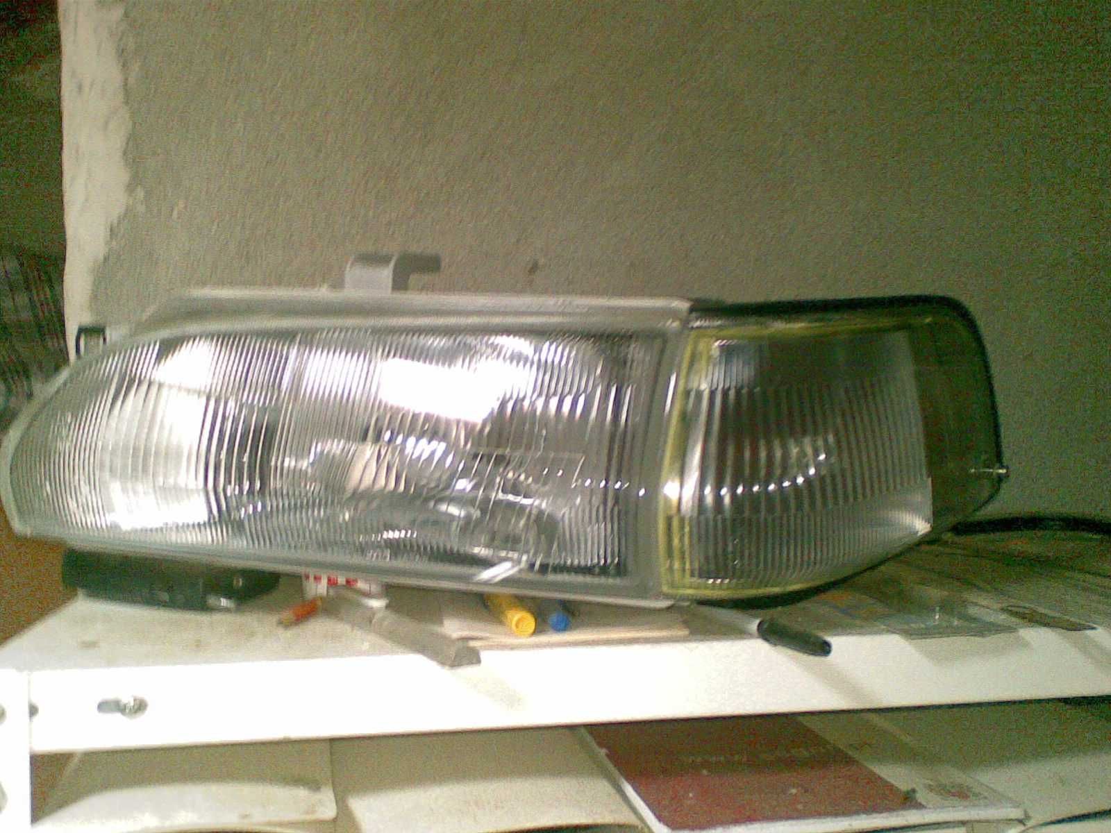 Farol Toyota Corolla