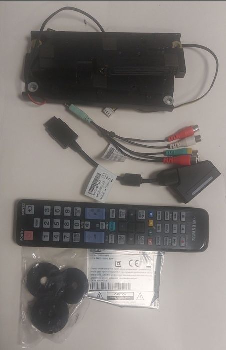 Samsung UE32D5500 d5500 port CI przejściówki kable przewody płyta