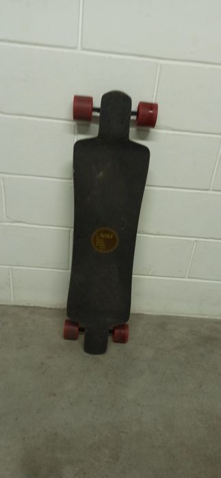 Skate Longboard downhill Slide