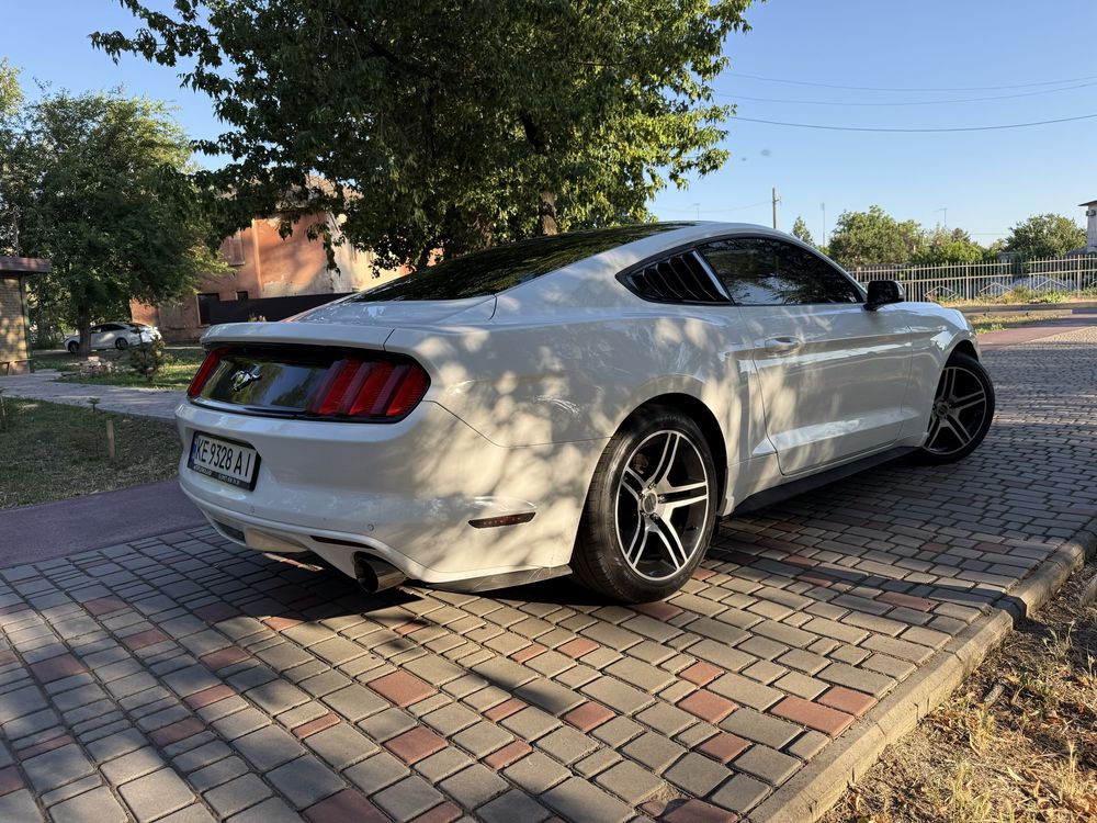 Продам Ford Mustang 2016