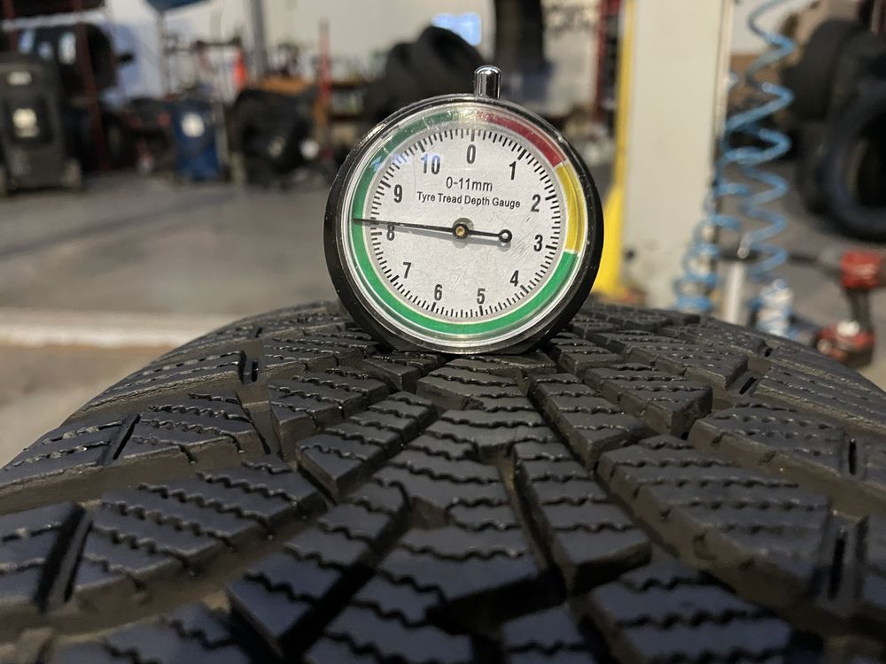 2x opony 205/55/16 goodyear ultragrip 9+ super stan zimowe 2020 rok
