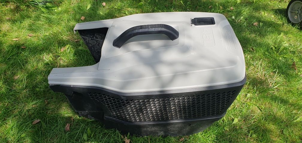 Kosz kosiarki Black & Decker jak nowy