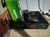 Xbox One 500 GB.