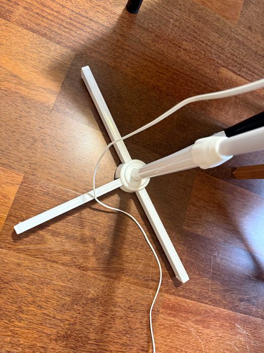 Wentylator podłogowy wiatrak stojący cichy 3 łopatki biały 45w qilive